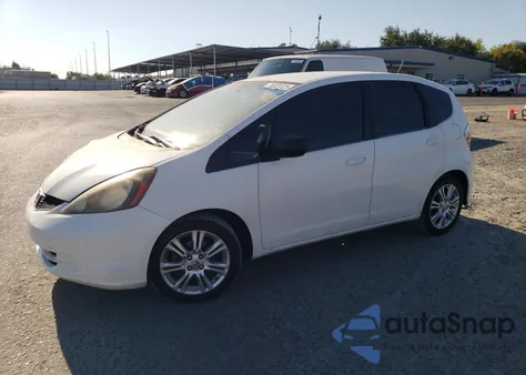 2009 Honda Fit из США, поврежденный, VIN JHMGE87229S051974